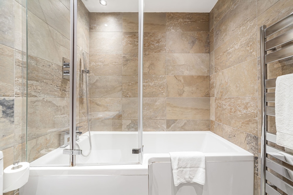 Period Flat in Islington With Modern Charm