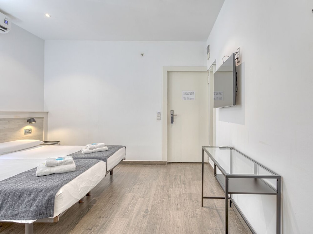 Hostal Bedmates