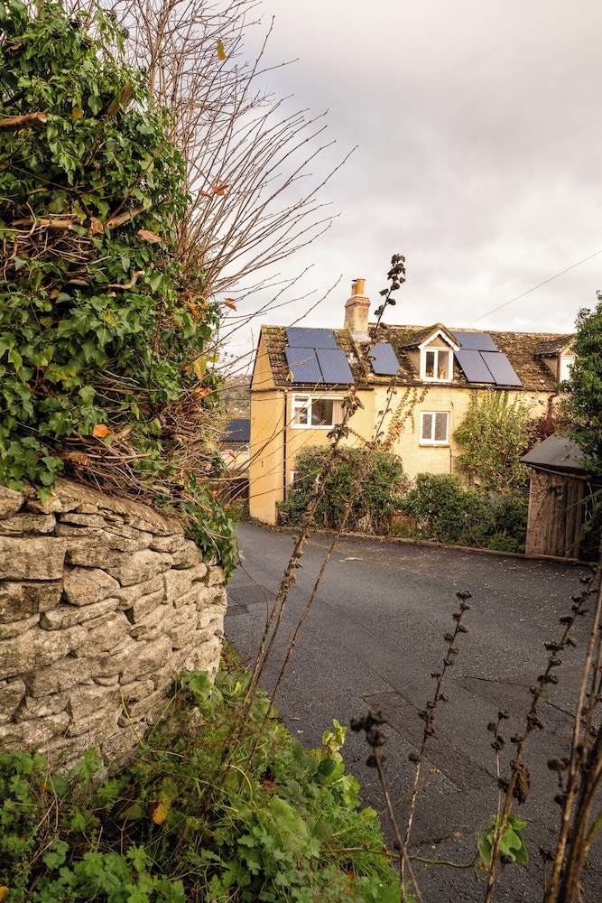 Beautiful 2BD Cottage in Nailsworth