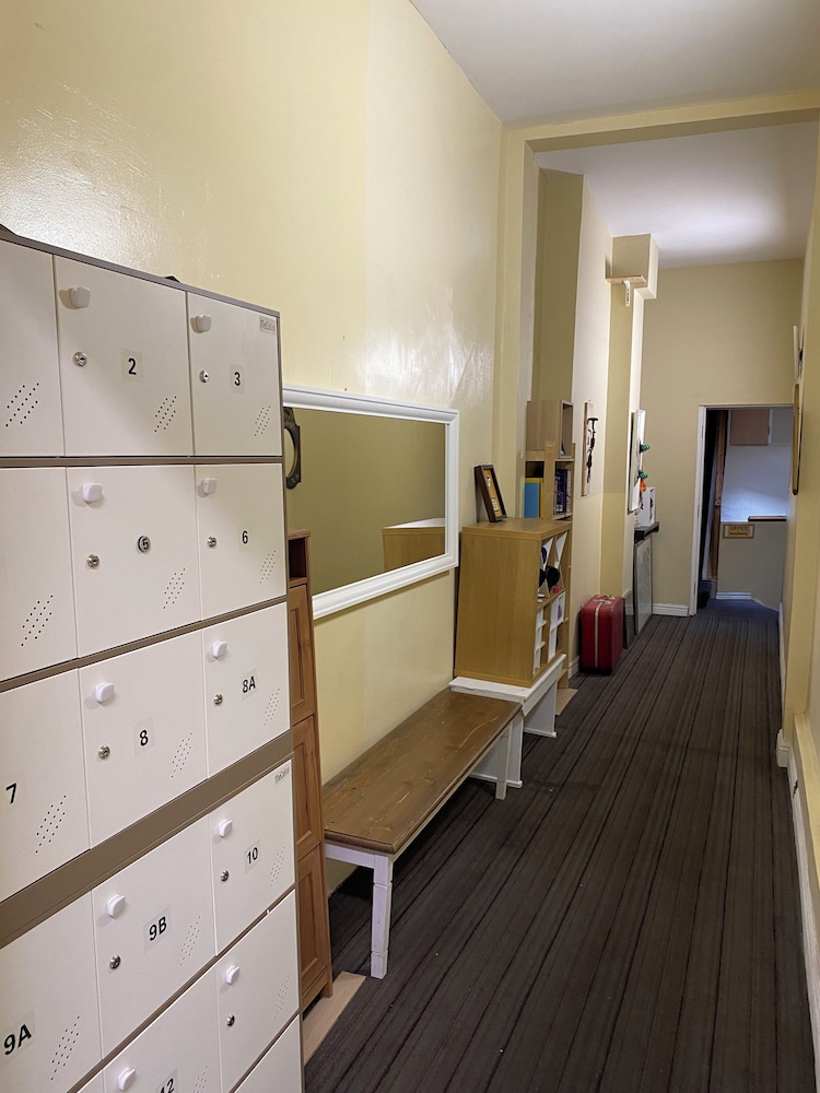 Kaisar Guest House