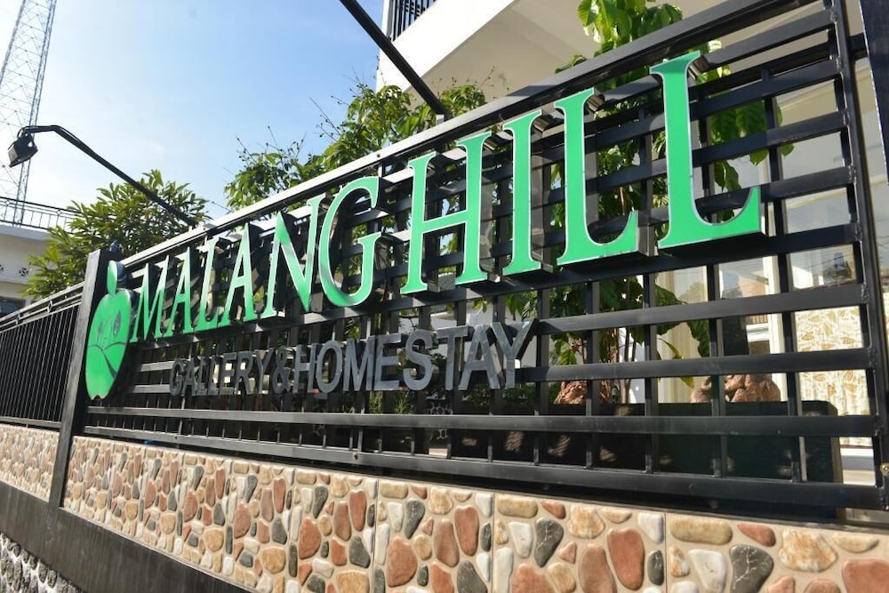 Malang Hill Gallery & Homestay