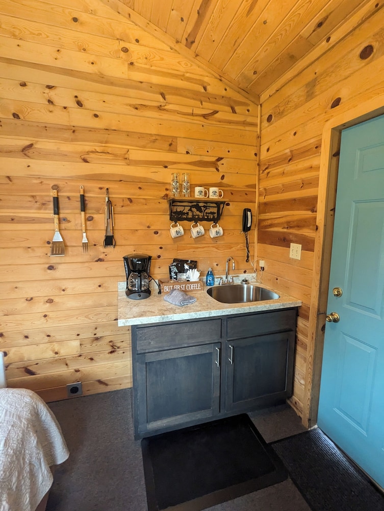 Gold Camp Cabins