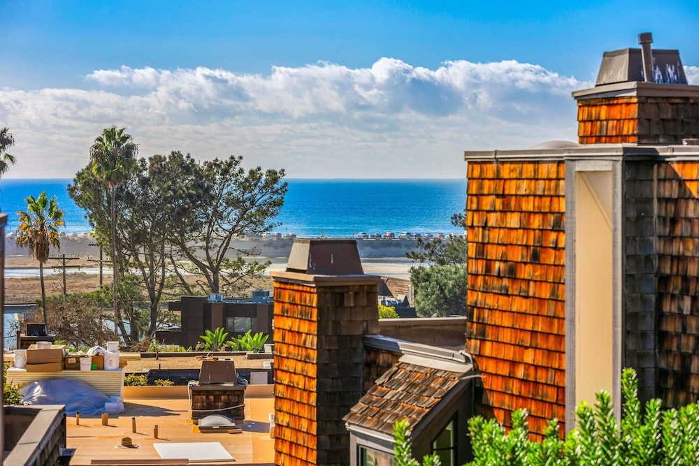 Caminito Del Canto 3 Bedroom Townhouse