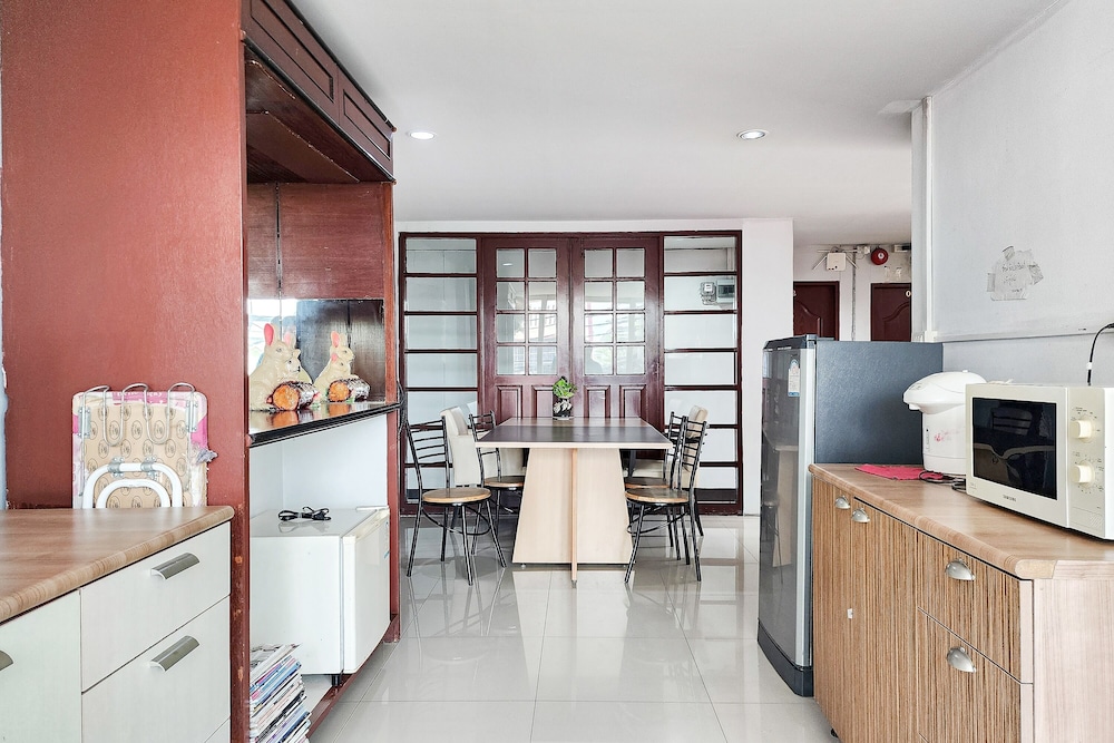 Freesia Guesthouse Suvarnabhumi