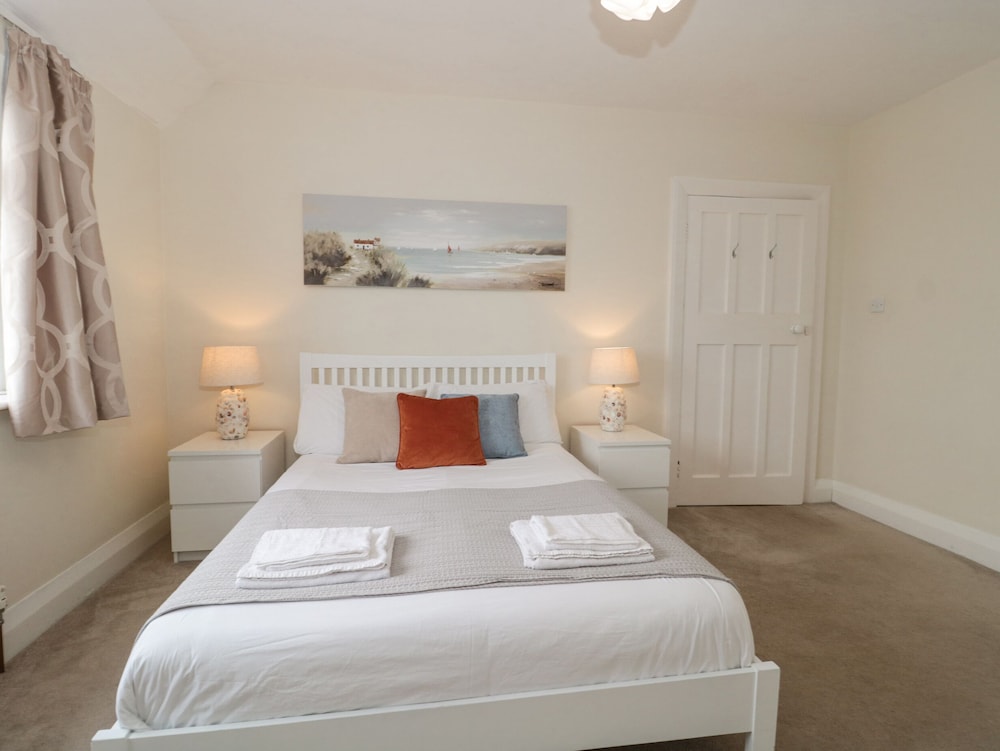 2 Moorlands