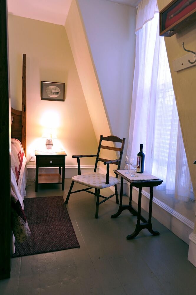 Hall House Hotel