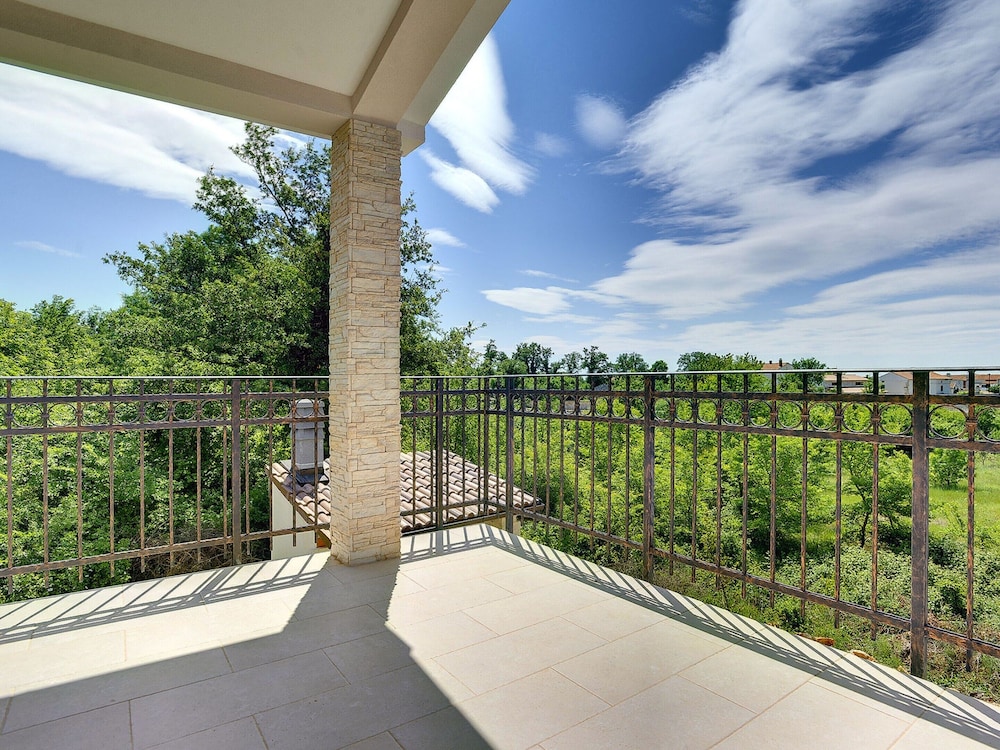 Modern Villa in Marcana With Pool and Terrace