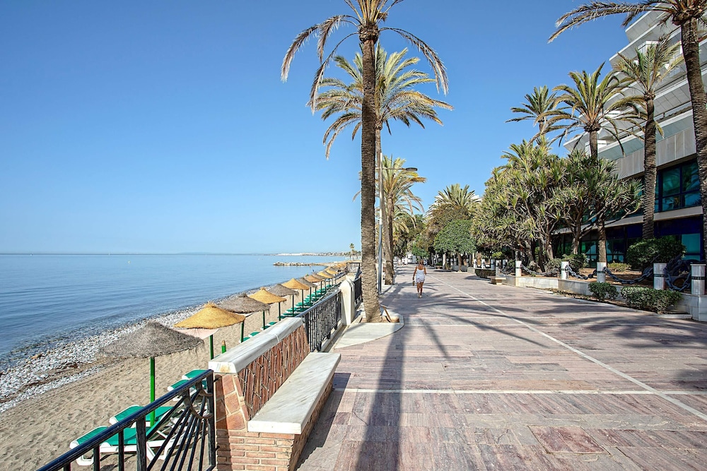 Genteel Home Marbella House