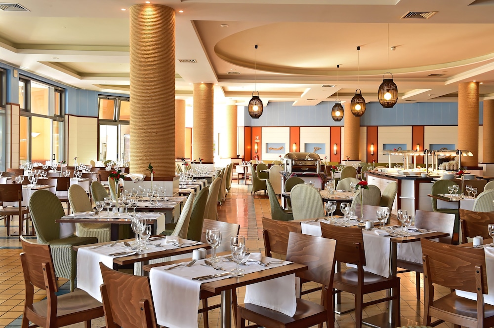 Porto Santo Vacations - Pestana Porto Santo Beach Resort  Spa - Property Image 23
