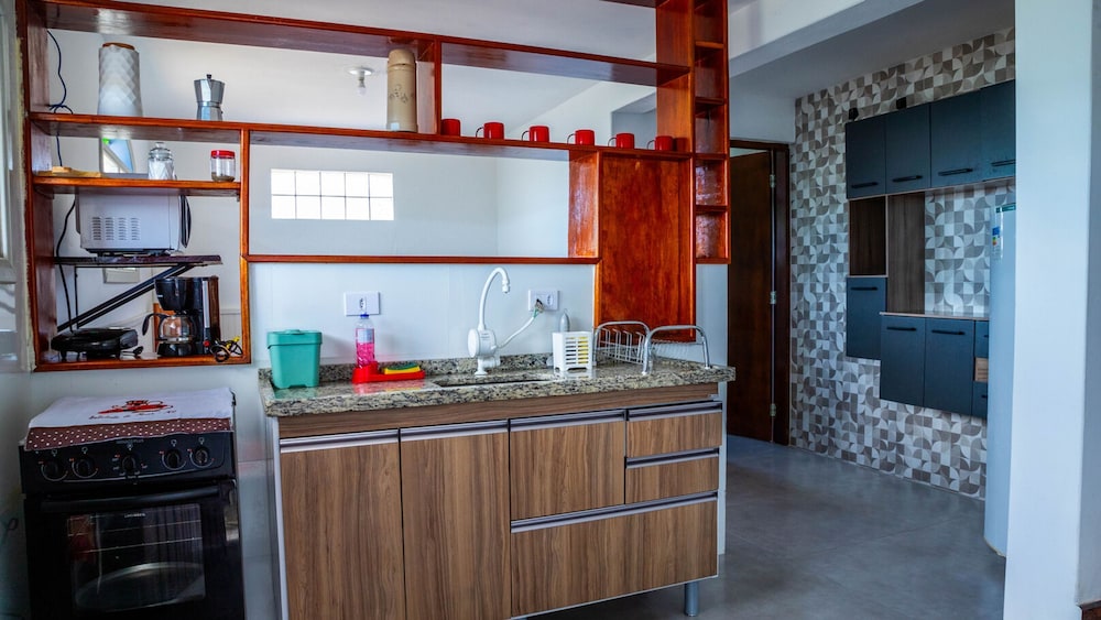 Casa com Lareira Wi-fi e Varanda com Vista