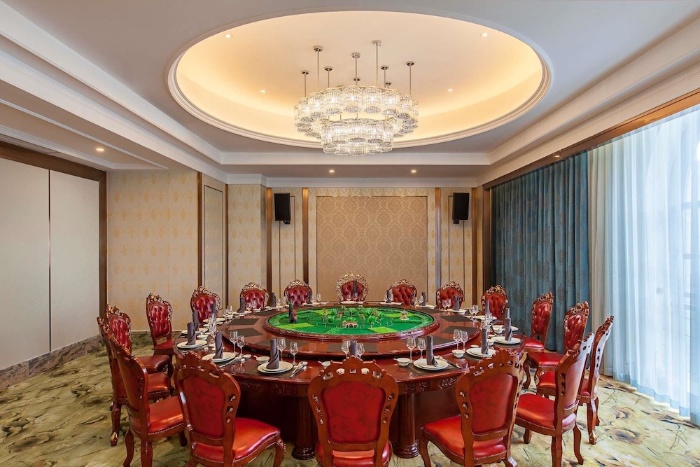 Ramada by Wyndham Taixing