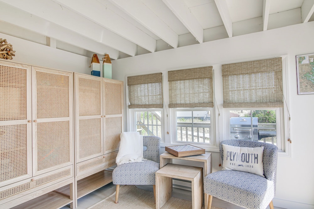 Idyllic Plymouth Vacation Rental - Steps to Beach!