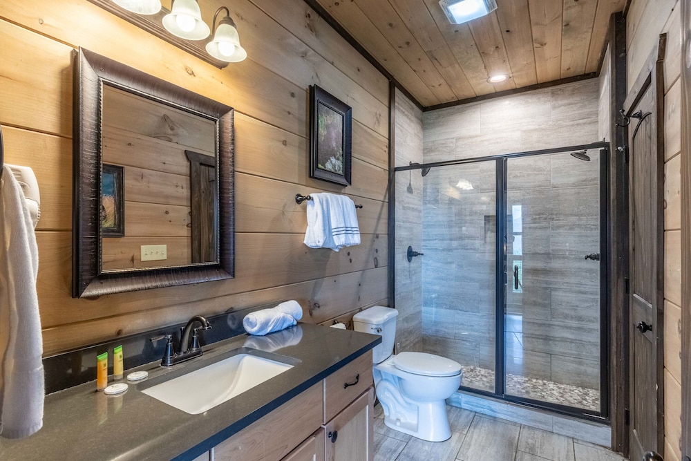 Stunning 4bedroom With Sky Views