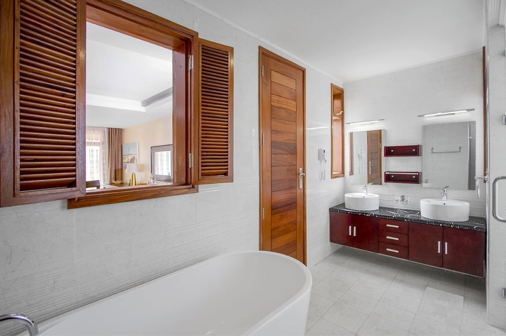 Maiyan Luxury Resort