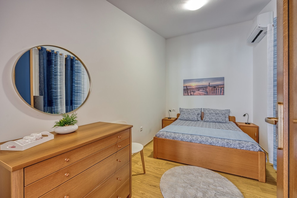 Apartment Jakara 4