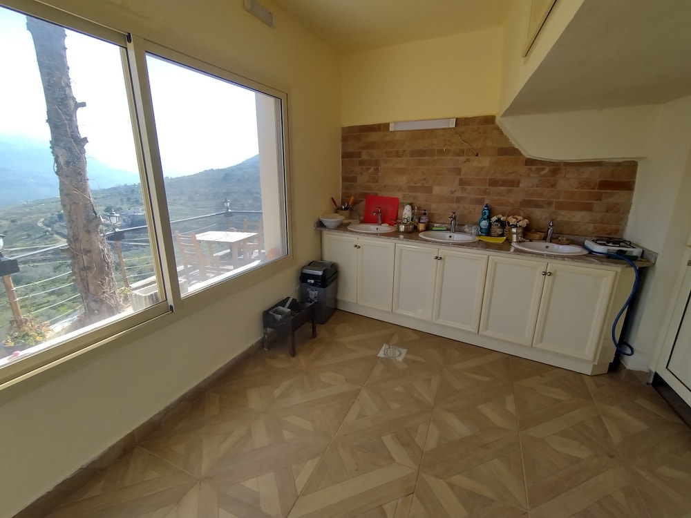 Maison de la Vallee Private Guest House Great View view 4