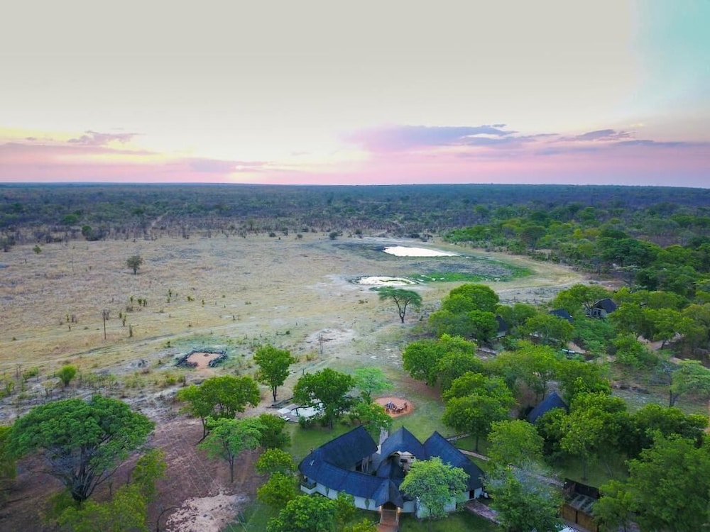 Elephant's Eye, Hwange