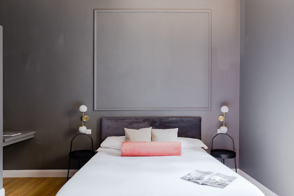 Suites by Chloe