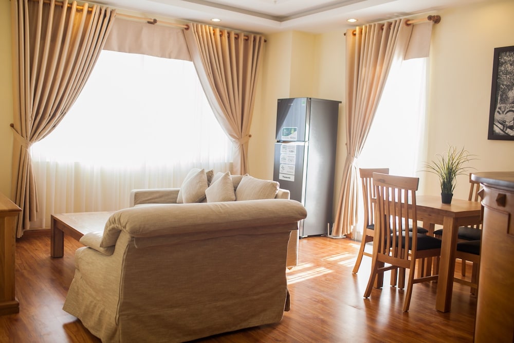 Merin City Suites