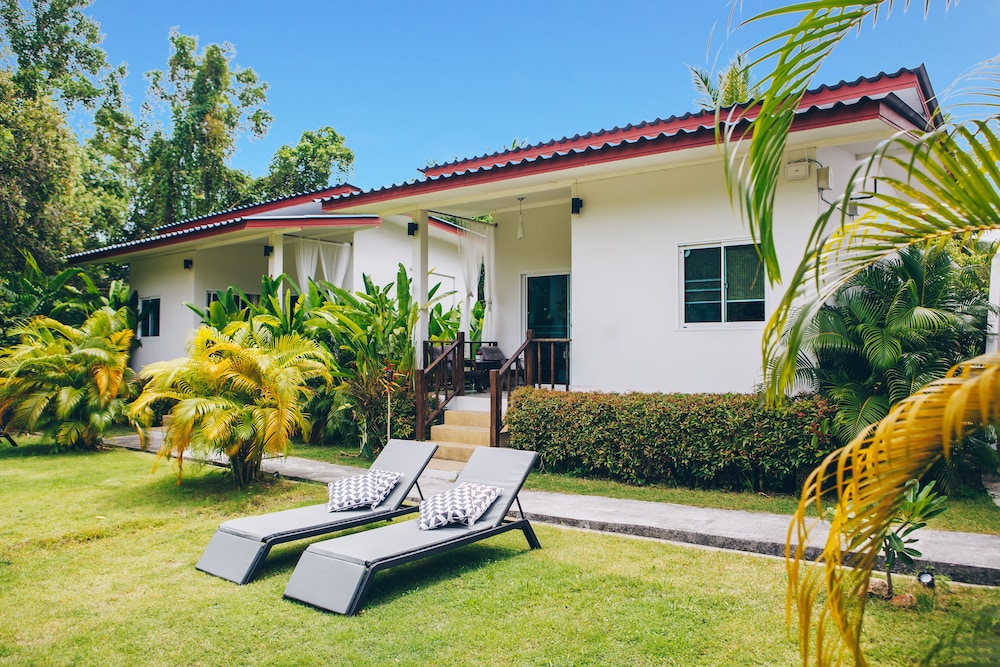 Coco Lilly Villas