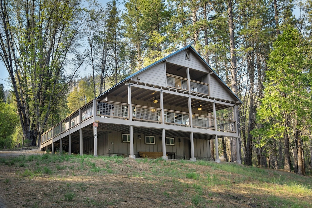Hilltop Haven