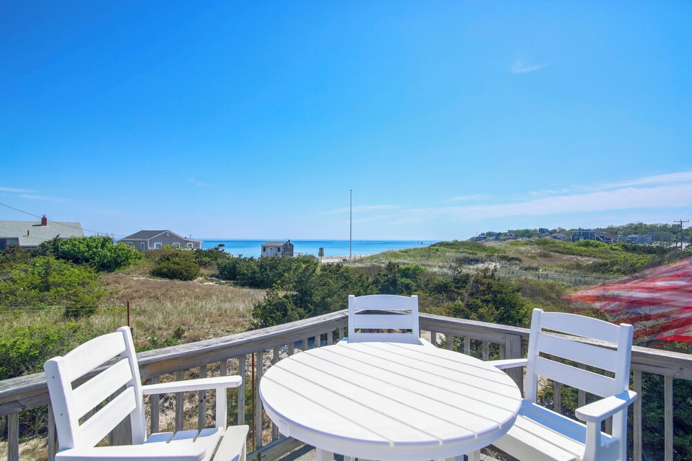 Idyllic Plymouth Vacation Rental - Steps to Beach!