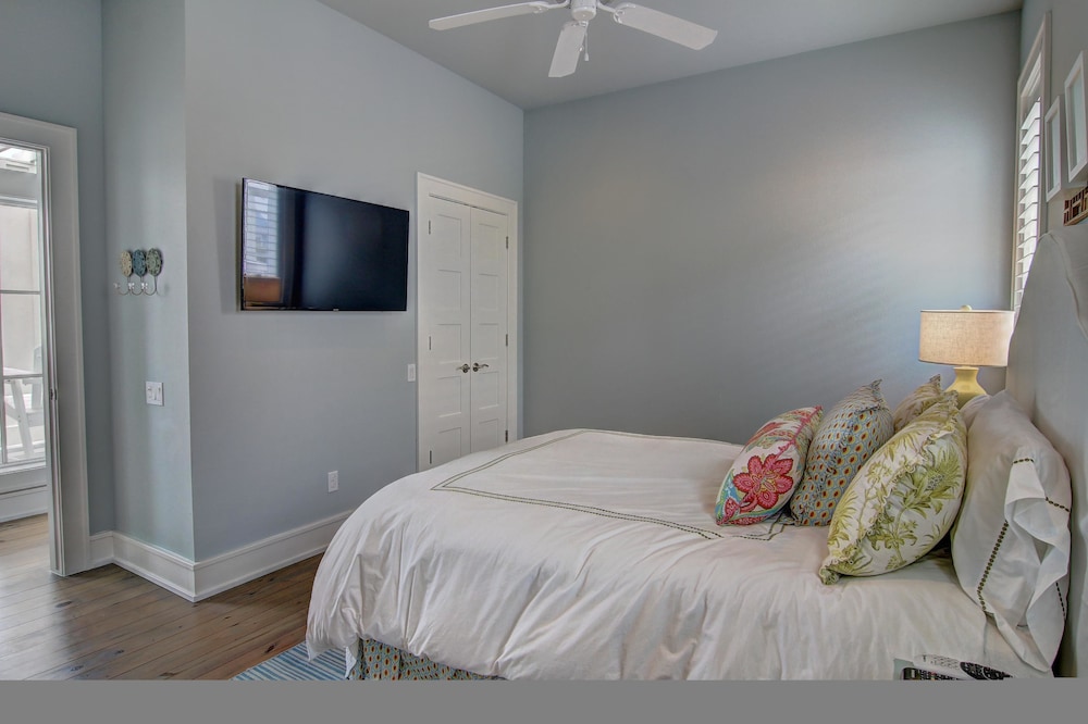 Cinnamon Shore- Great Escape 195 BE view 5