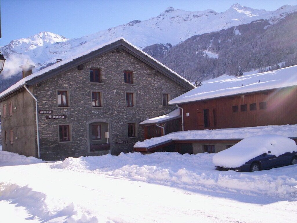 Auberge de Jeunesse HI Val-Cenis view 3