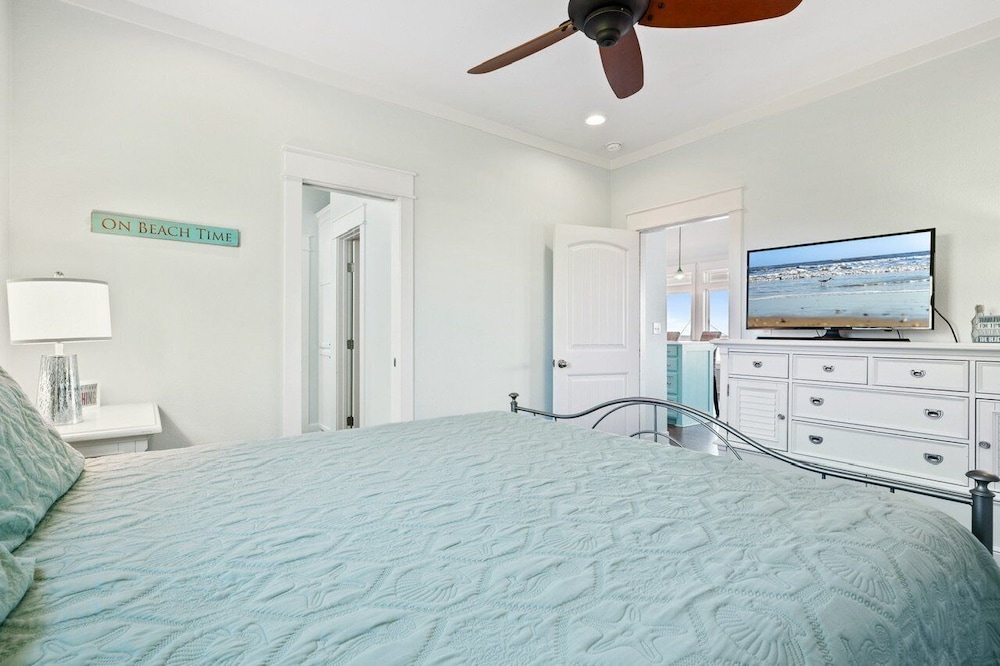 Sunset Bliss 4 Bedroom Home