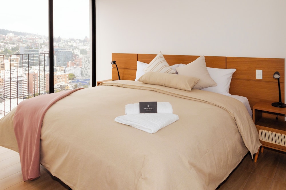 Top Rentals Qorner