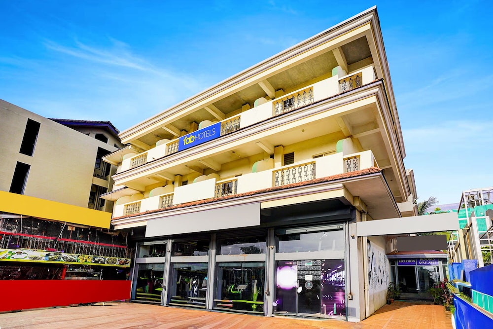 Fabexpress Elvin Balaji Beach Palace