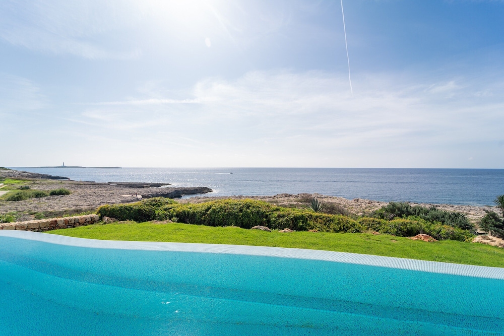 Villa Gaudina - Villa With Private Pool. Free Wifi