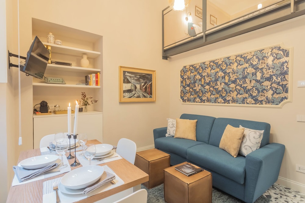 Cinque Giornate 70 Suites by Rent all Como