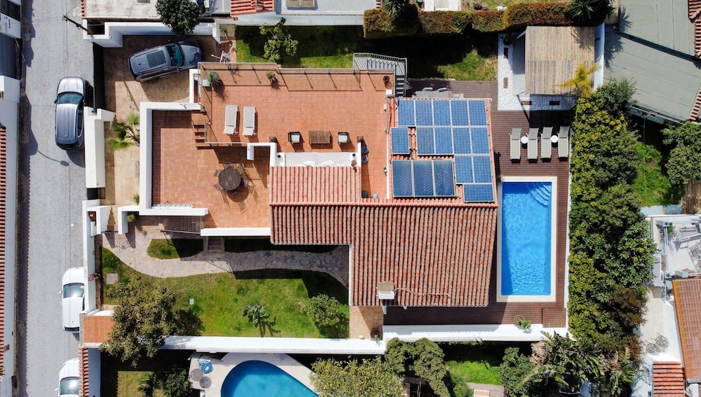 Villa in Marbella Near Beach