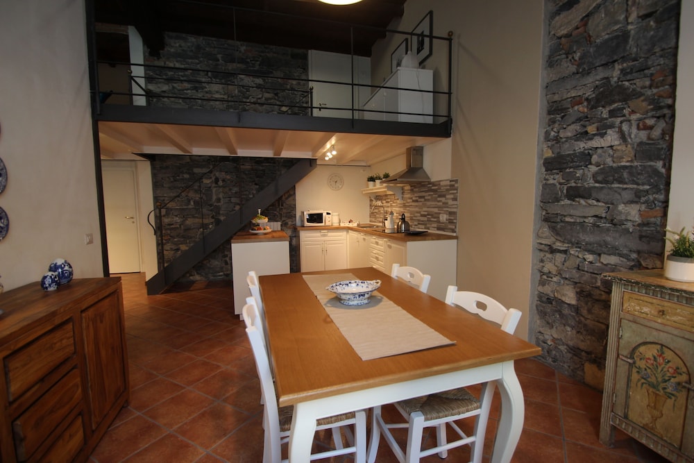 Swallow Roost
