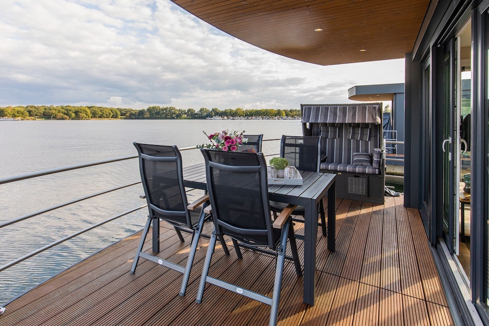 Houseboat in Netherlands Near Holiday Park