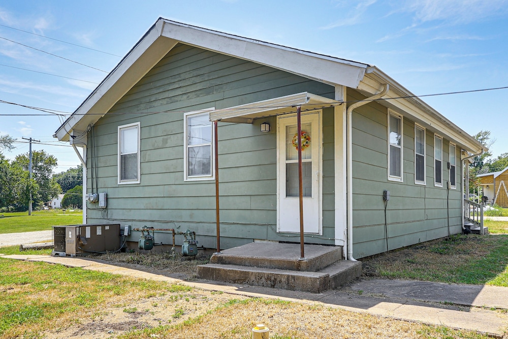 Near Walnut Valley Festival: Convenient Apartment!