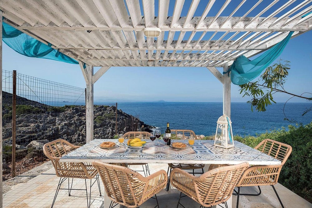 Tersanas Villas