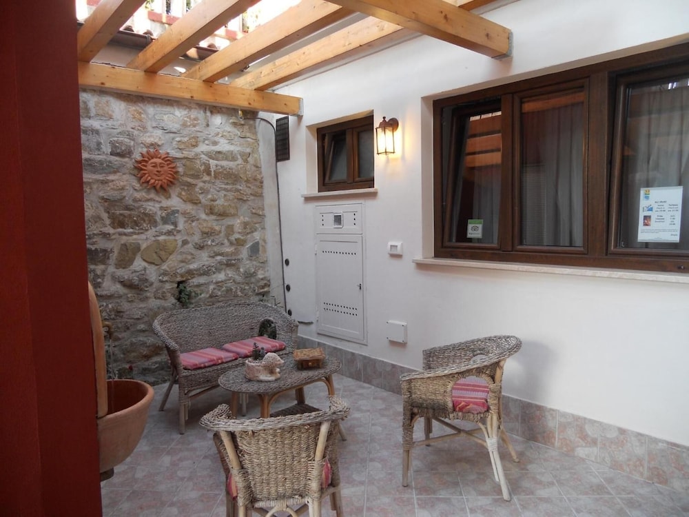 B&B Tra Monti e Mare