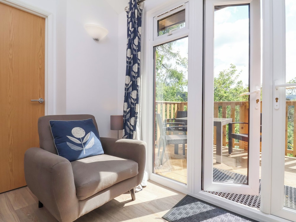 Chalet Log Cabin C9