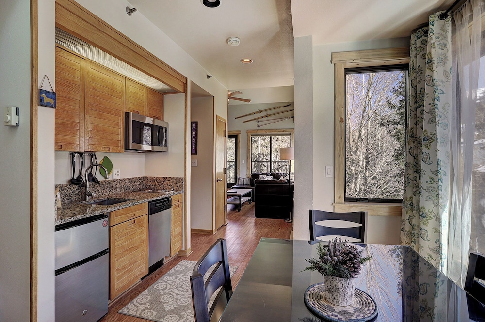 Keystone Ski Resort CO - Slopeside Lodging