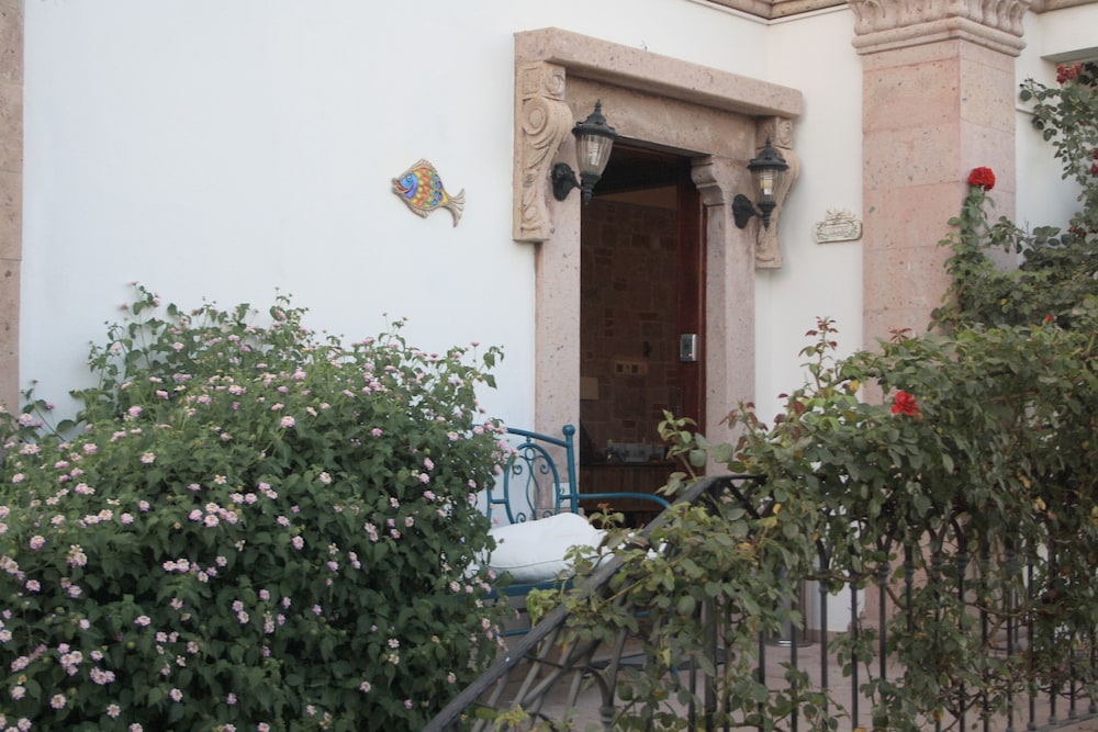 Vrodi By House - Image 40