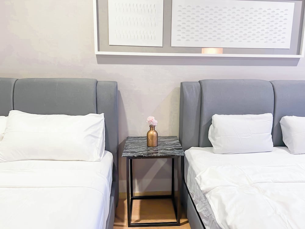188 Suites by Manhattan Group