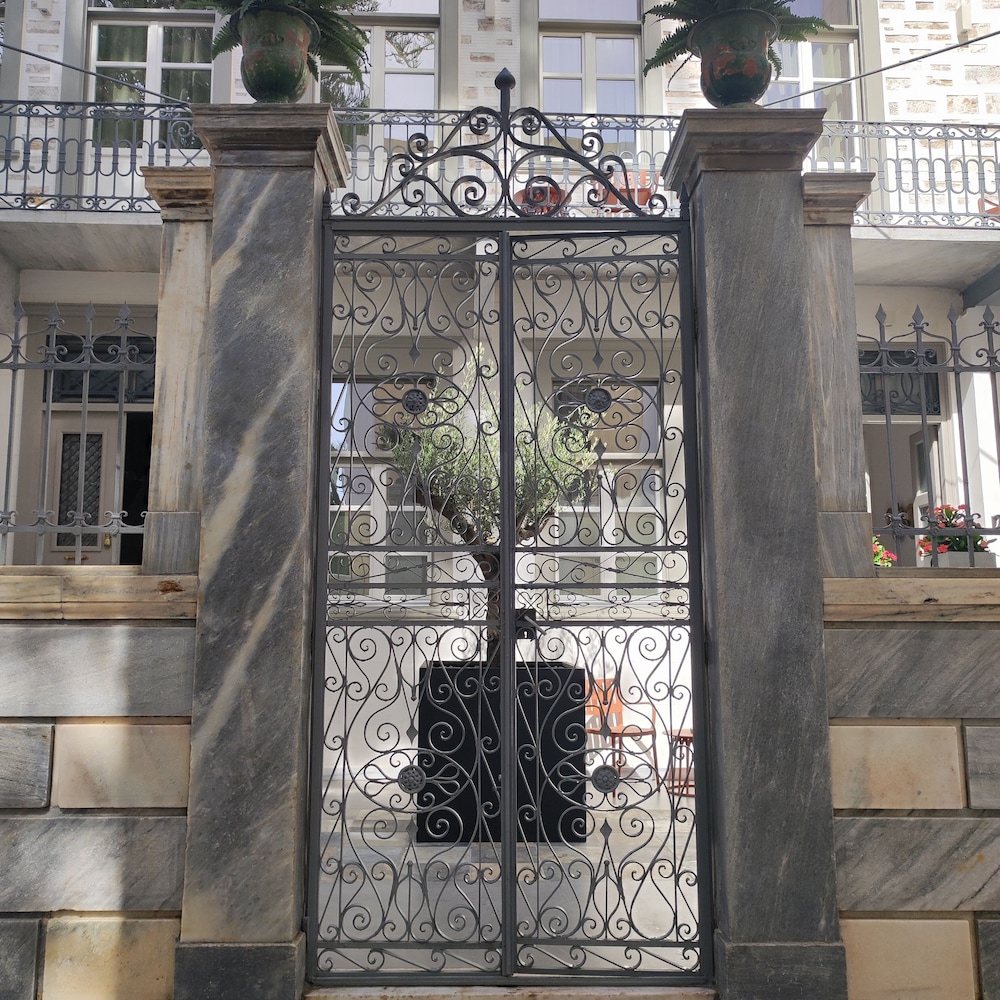 Alma Syros