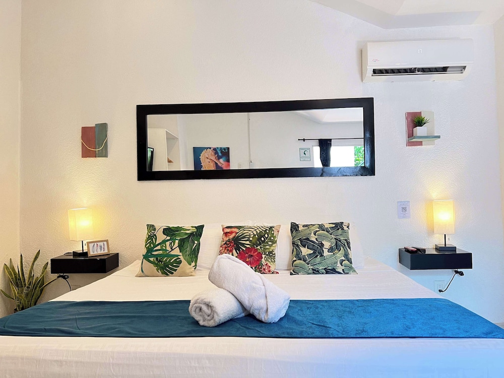 Ocean Lovers Taganga Dive Center& Hostel