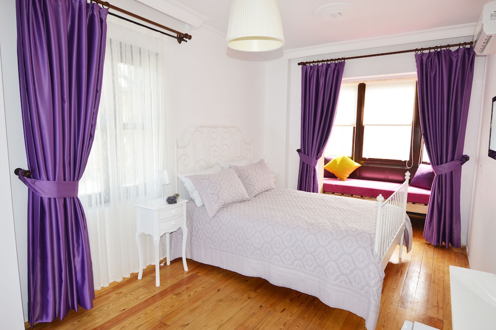 Alayaz Hotel
