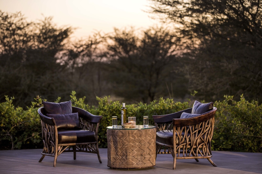 Anantara Al Sahel Villa Resort