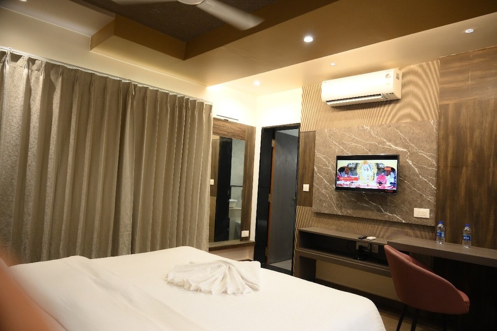 SHETTAR'S KUSUM RESORT