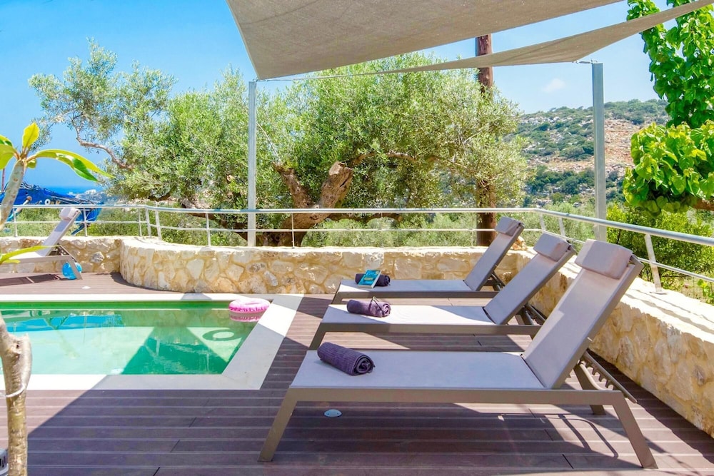 Luxury Villa Murtal With Private Pool view 4