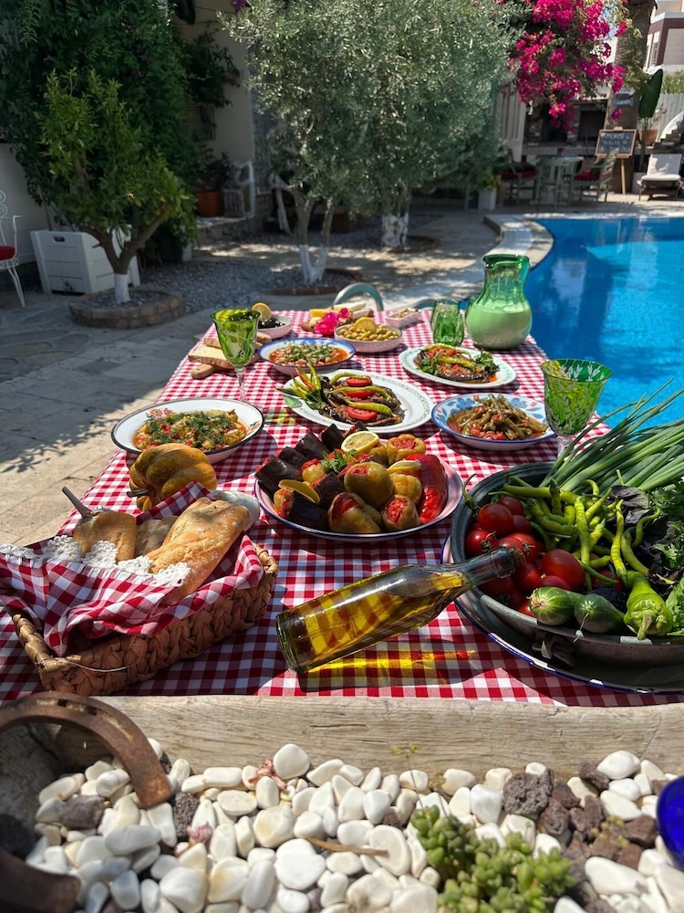 Morisi Pansiyon Karaburun